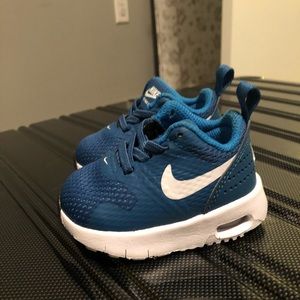 Infant Nike Air Max Tavas
